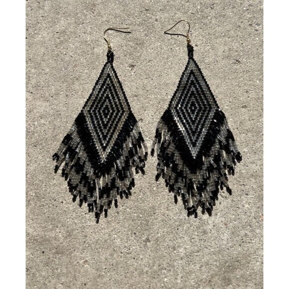 Vintage Long Black Clear Seed Bead Cluster Dangle Pierced Earrings Western 6” - Picture 2 of 13